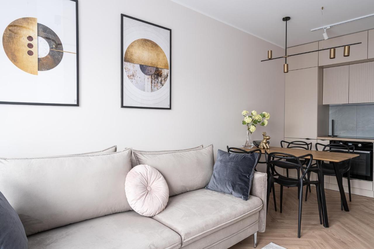 Appartamento Rentplanet - Nowa Manufaktura Breslavia Esterno foto