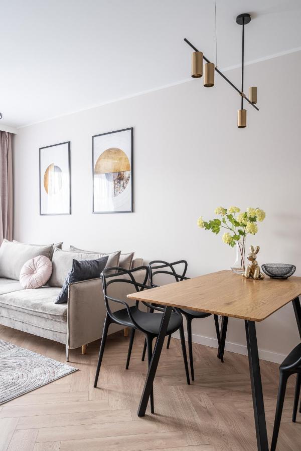Appartamento Rentplanet - Nowa Manufaktura Breslavia Esterno foto