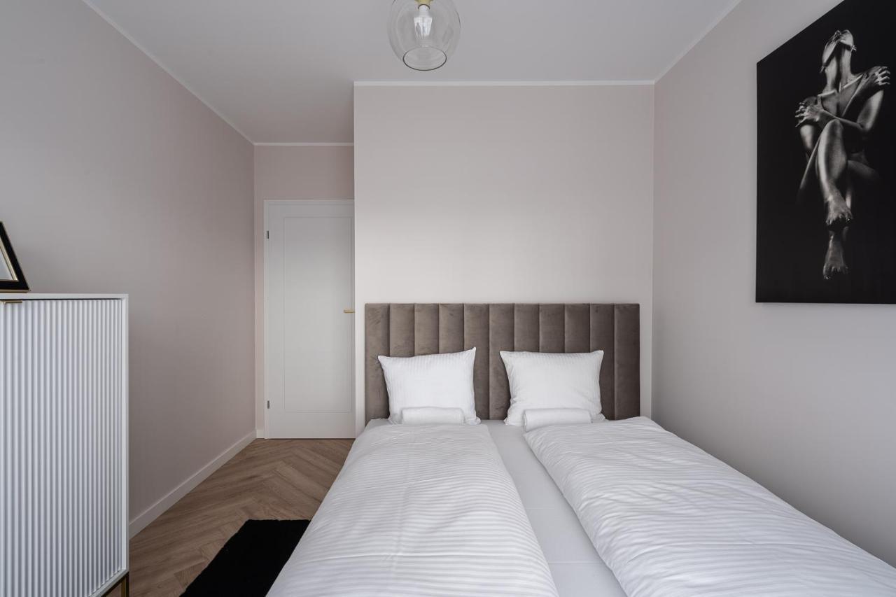Appartamento Rentplanet - Nowa Manufaktura Breslavia Esterno foto