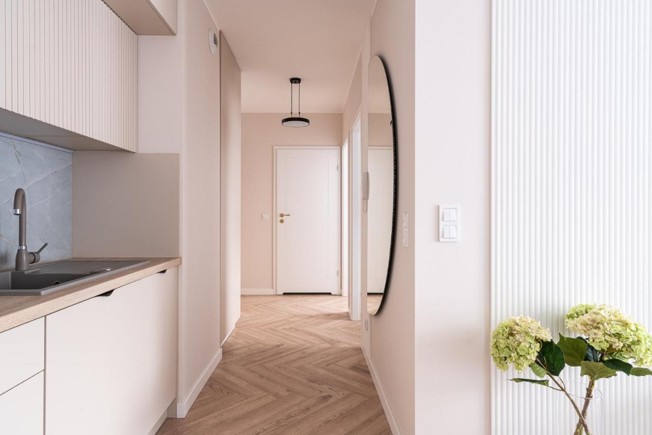 Appartamento Rentplanet - Nowa Manufaktura Breslavia Esterno foto