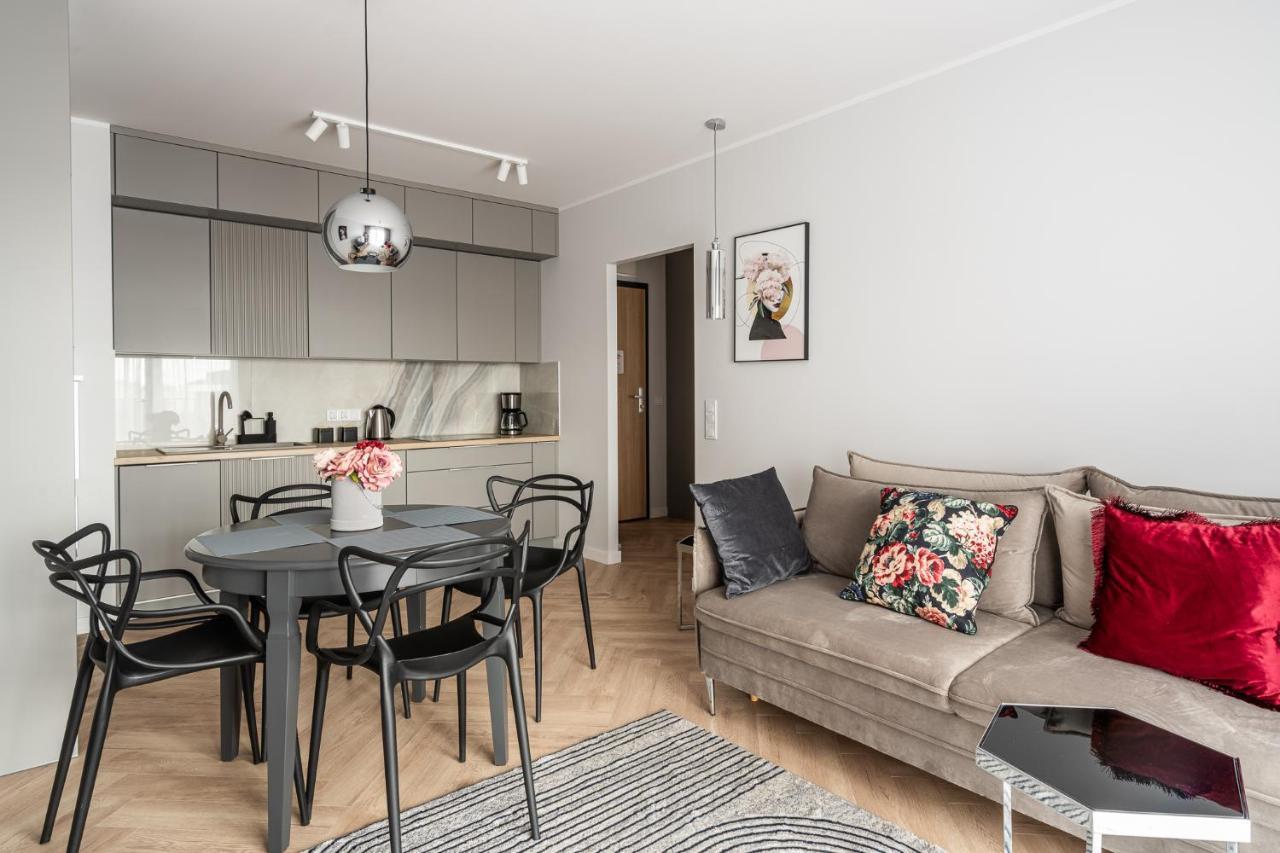 Appartamento Rentplanet - Nowa Manufaktura Breslavia Esterno foto