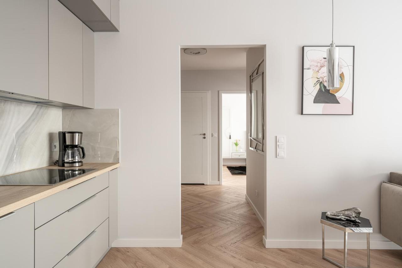 Appartamento Rentplanet - Nowa Manufaktura Breslavia Esterno foto